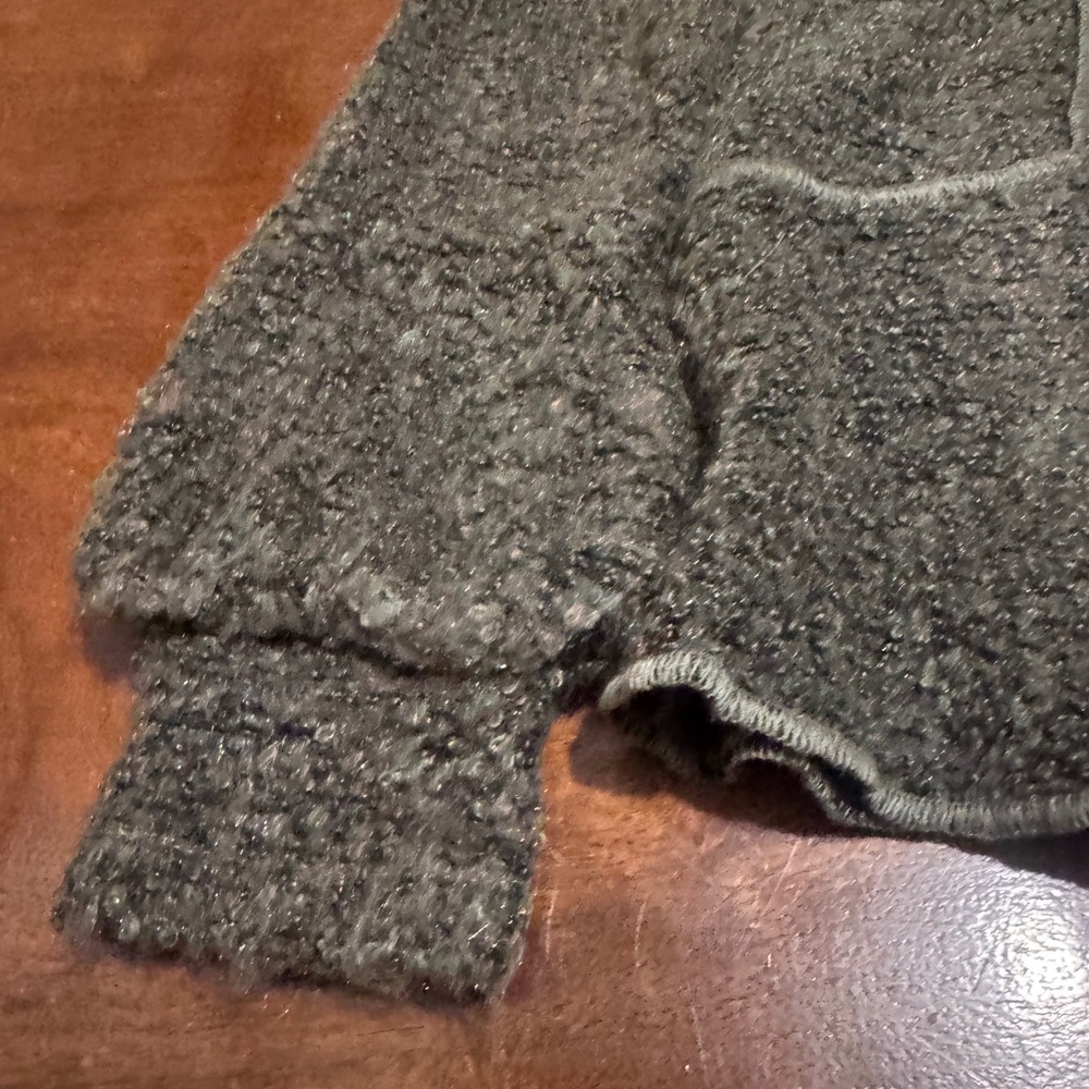 Dolce Cabo Grey Boucle Knit Faux Fur Trim Cardigan Sweater Whimsigoth Small‎ - Picture 5 of 7